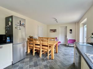 Photo 10- click for photo gallery